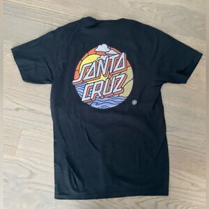 NEW  T-shirt $15  Size: Men Small